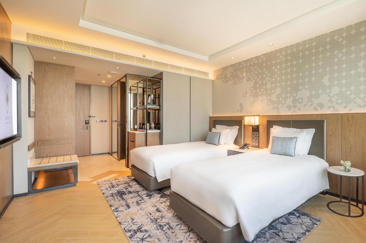 Eastin Grand Hotel Phayathai Banguecoque Exterior foto Deluxe Room