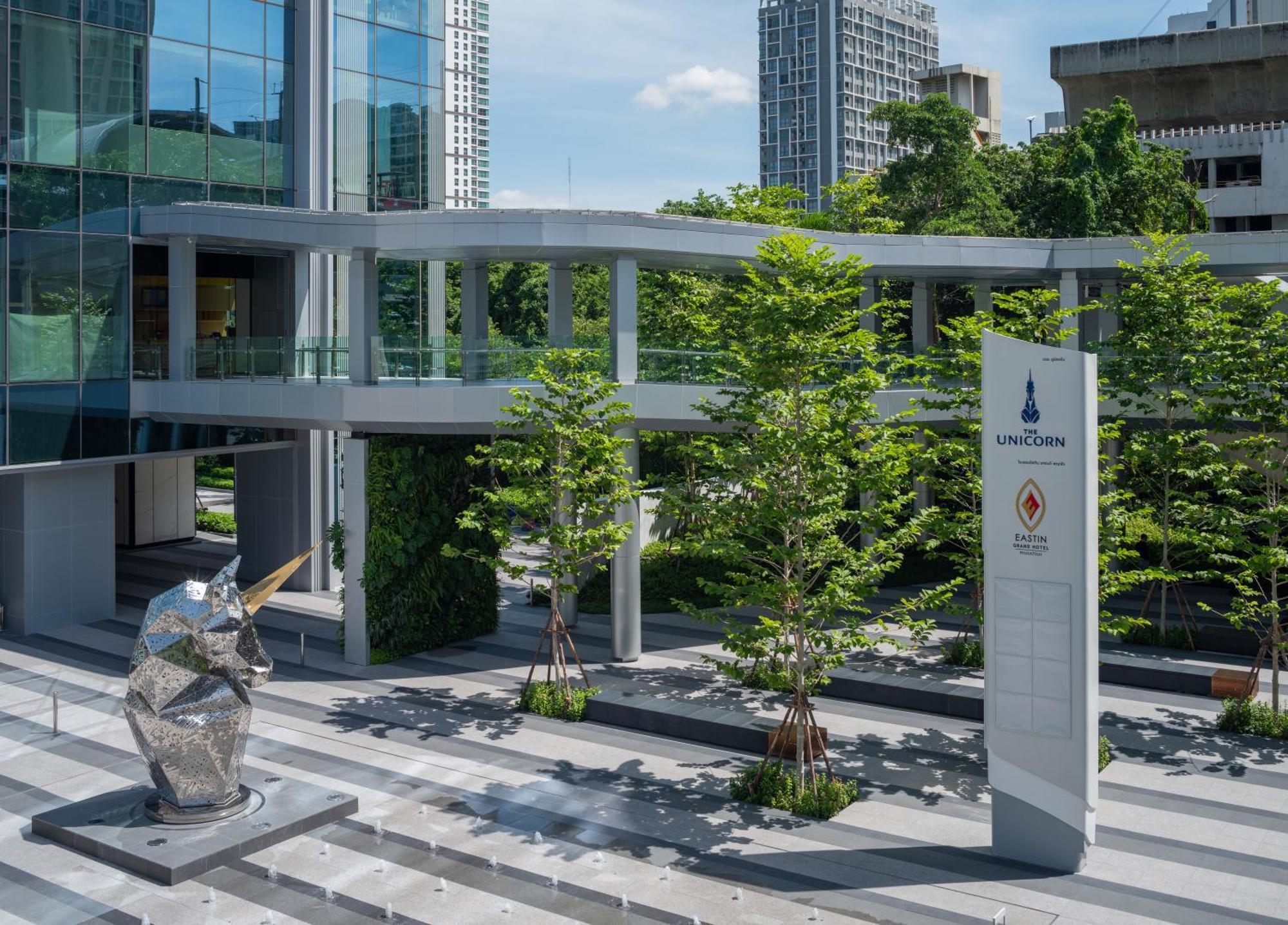 Eastin Grand Hotel Phayathai Banguecoque Exterior foto The University of Tokyo